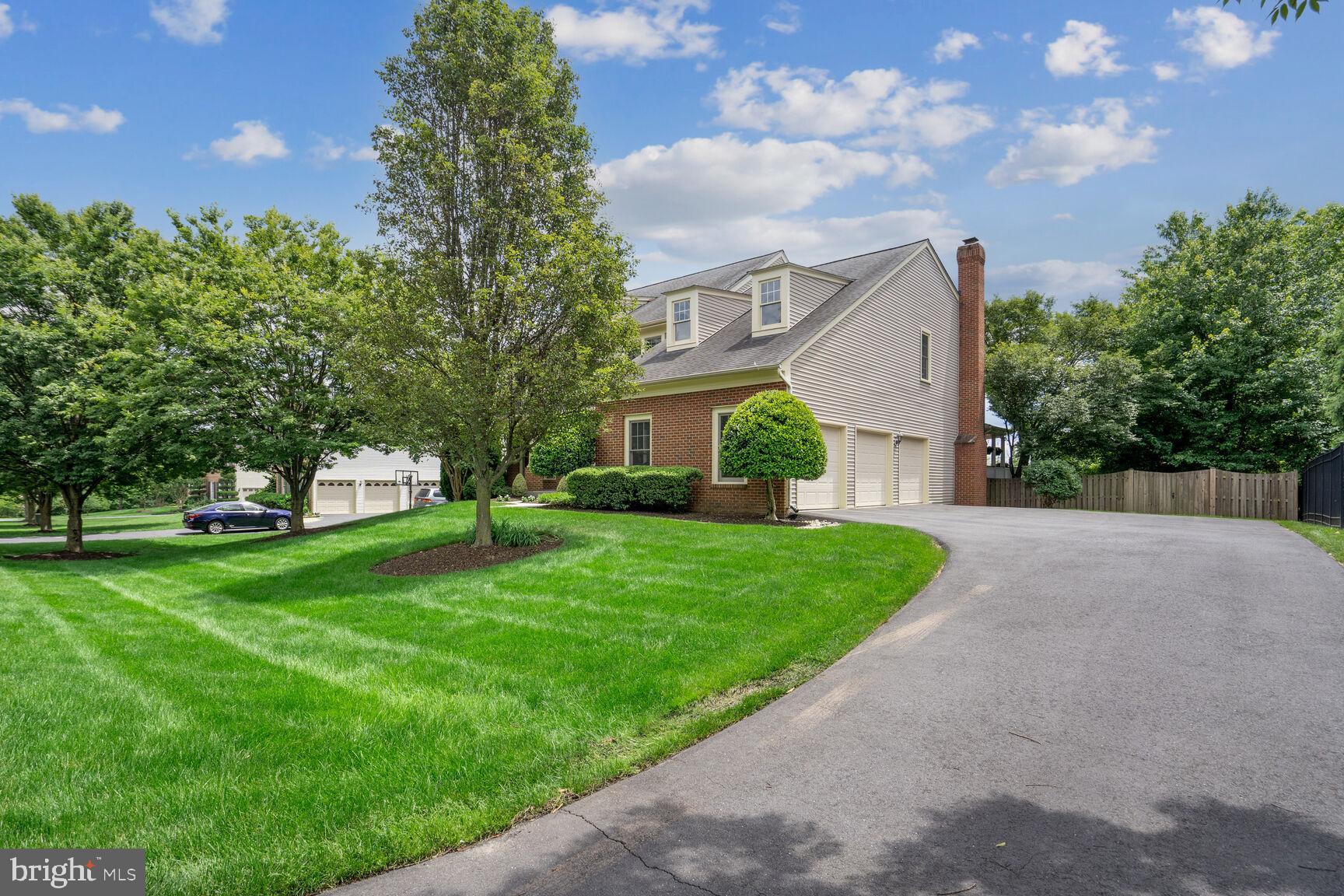 LAKES AT BELLE TERRA - Residential