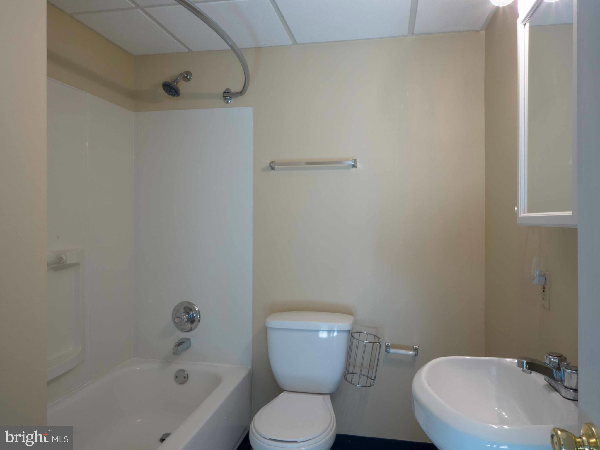 ARBOR GREENE - Residential