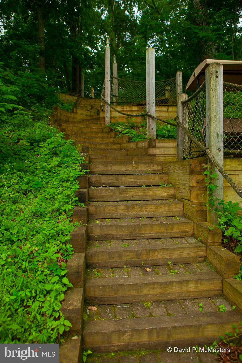 SHEPHERDS COVE - Land