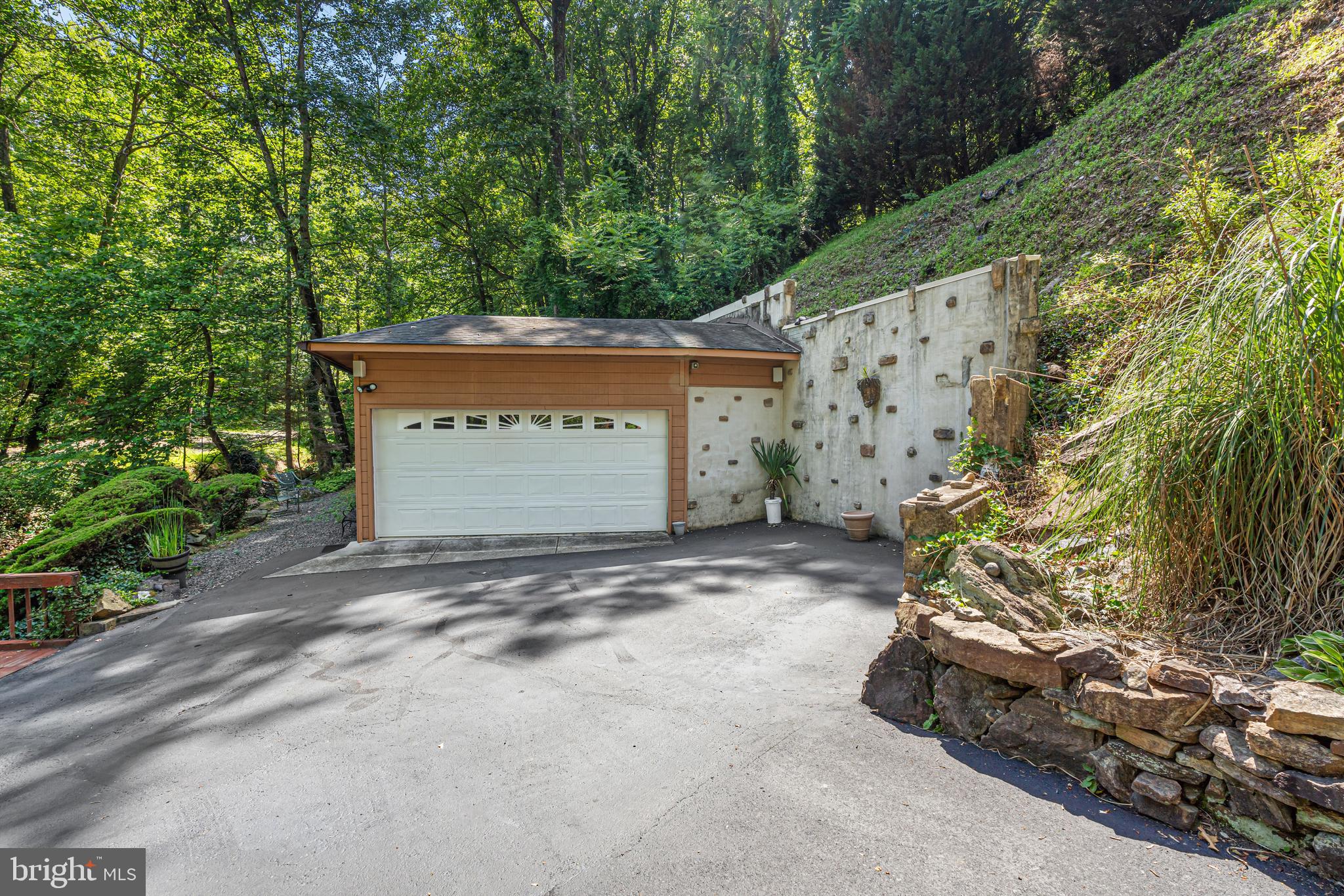 GLEN ARM - Residential