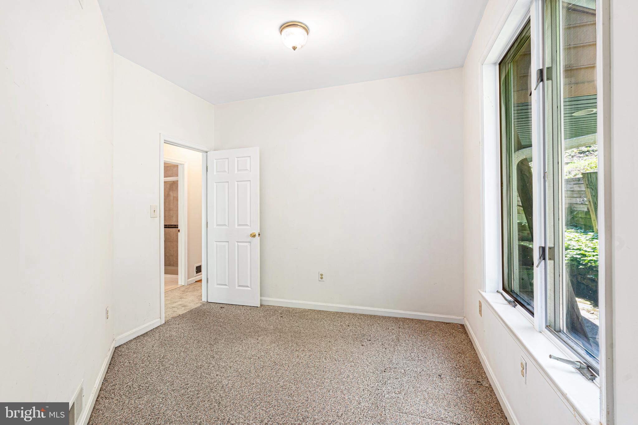 GLEN ARM - Residential