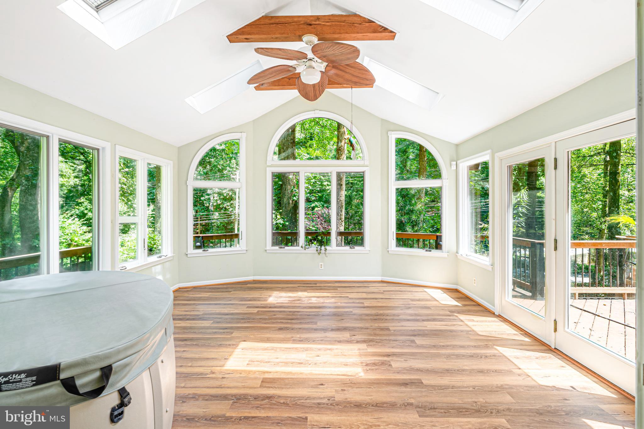 GLEN ARM - Residential