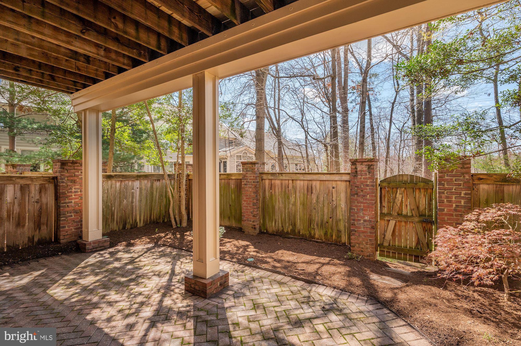 POTOMAC CREST - Residential