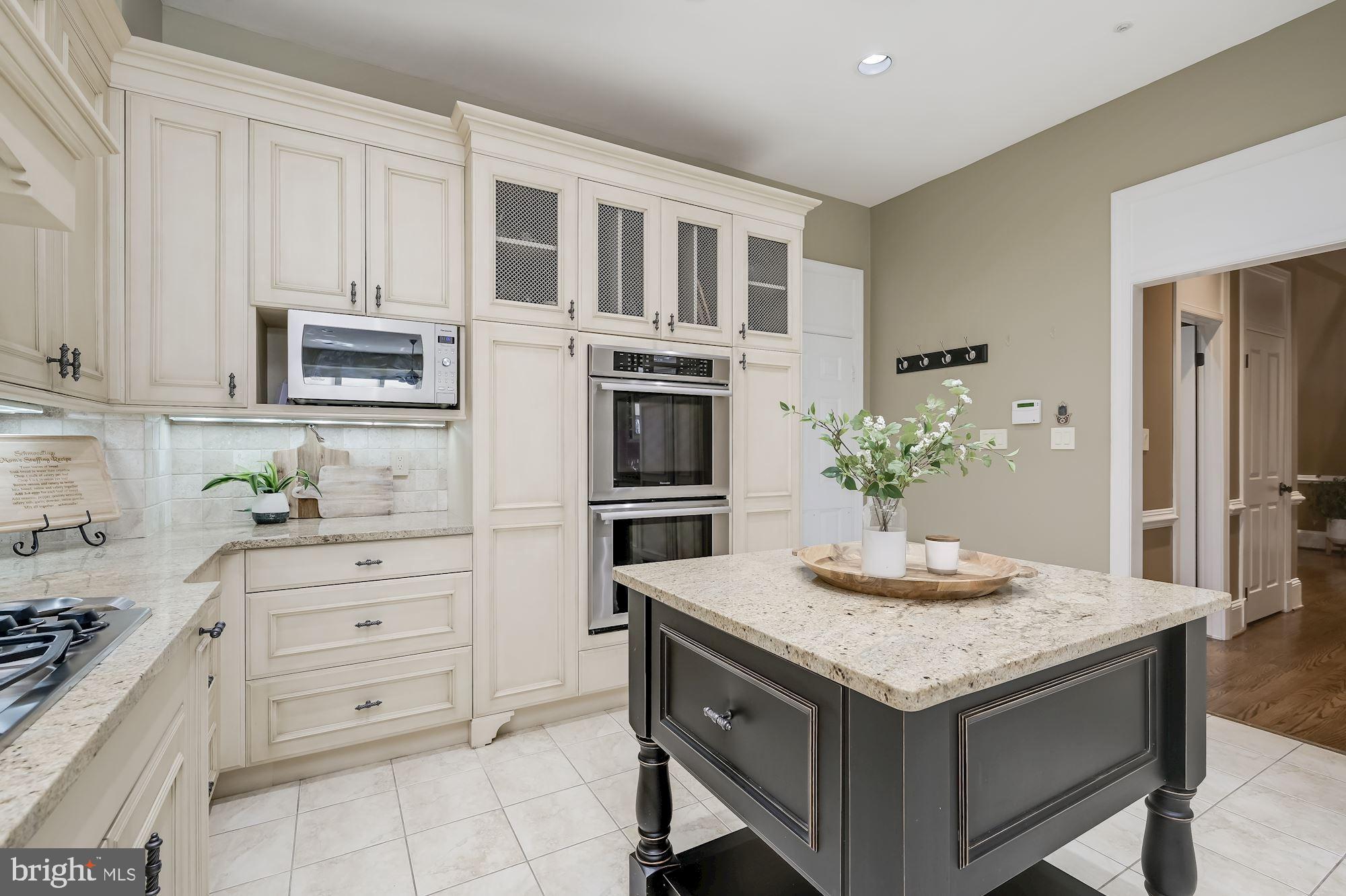 POTOMAC CREST - Residential