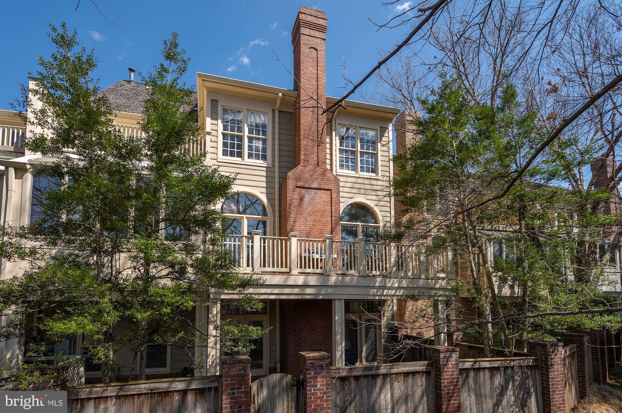 POTOMAC CREST - Residential