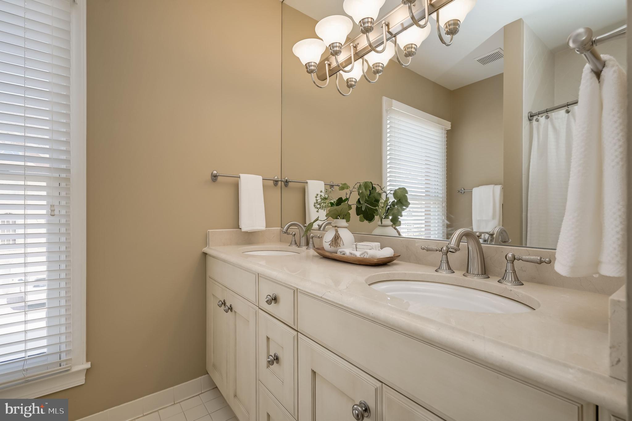 POTOMAC CREST - Residential