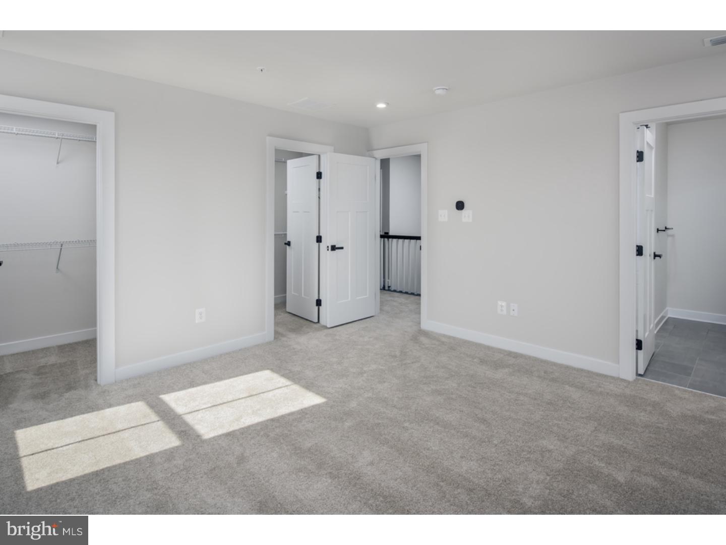 HANOVER POINTE - Residential