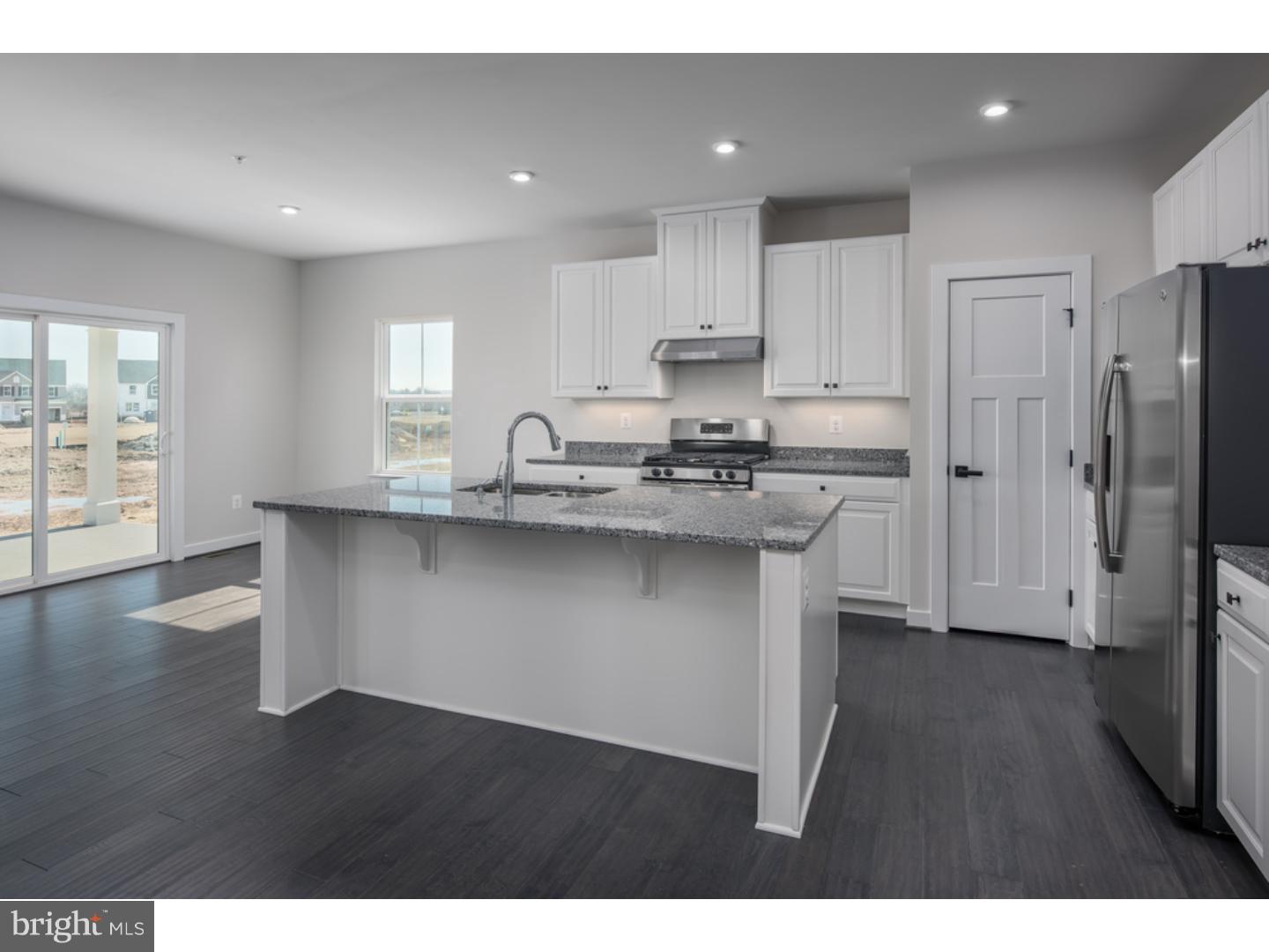 HANOVER POINTE - Residential