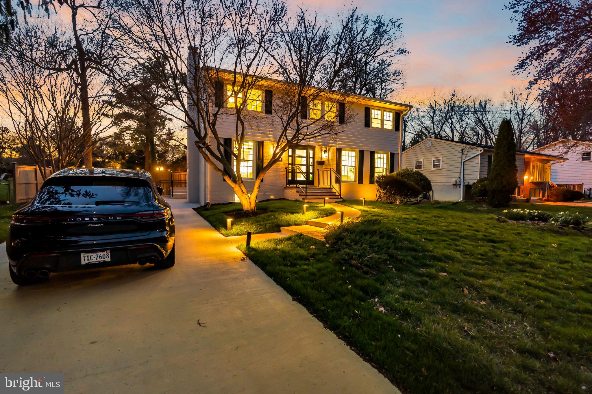 STONEWALL MANOR - Residential