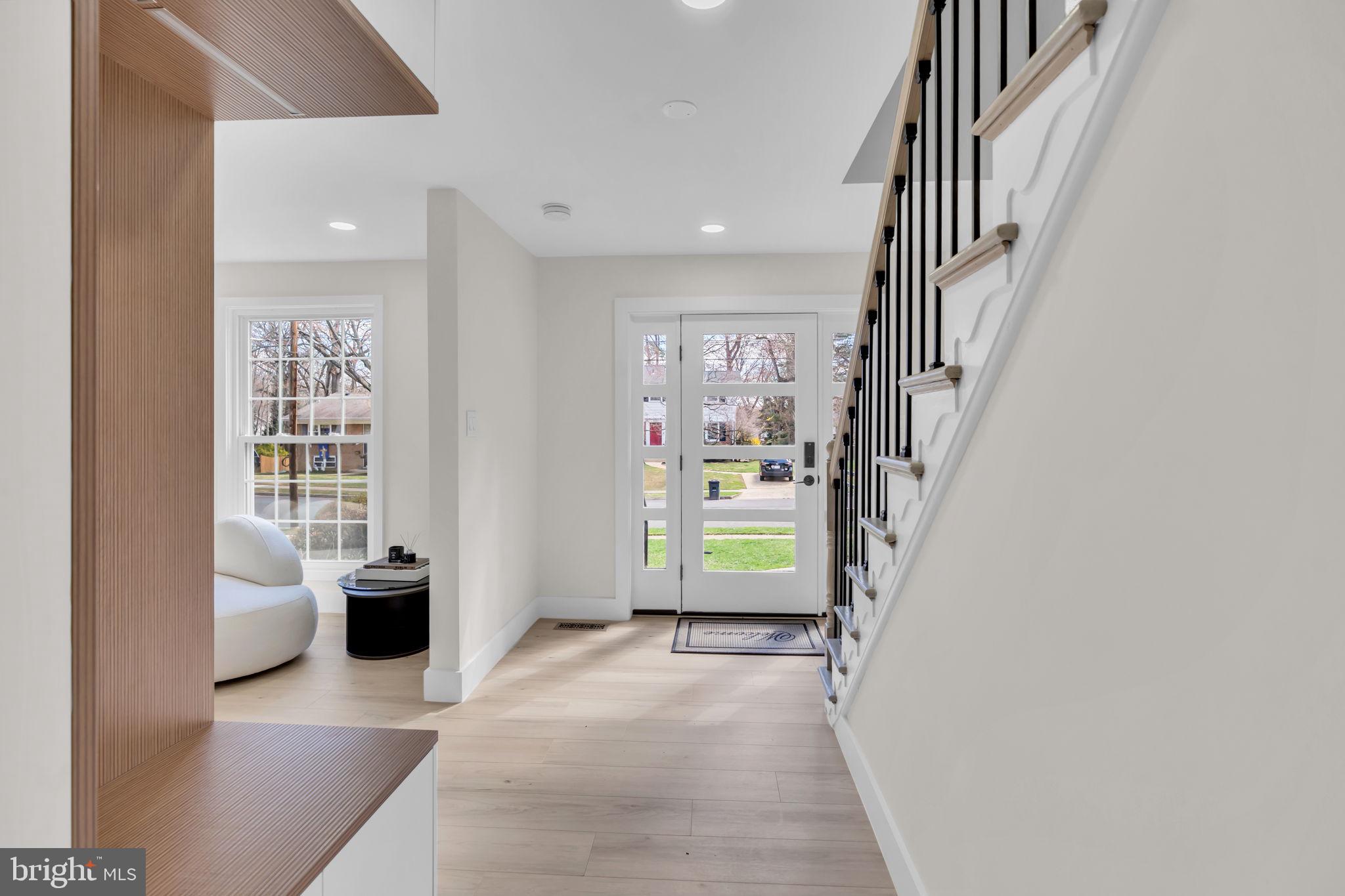 STONEWALL MANOR - Residential