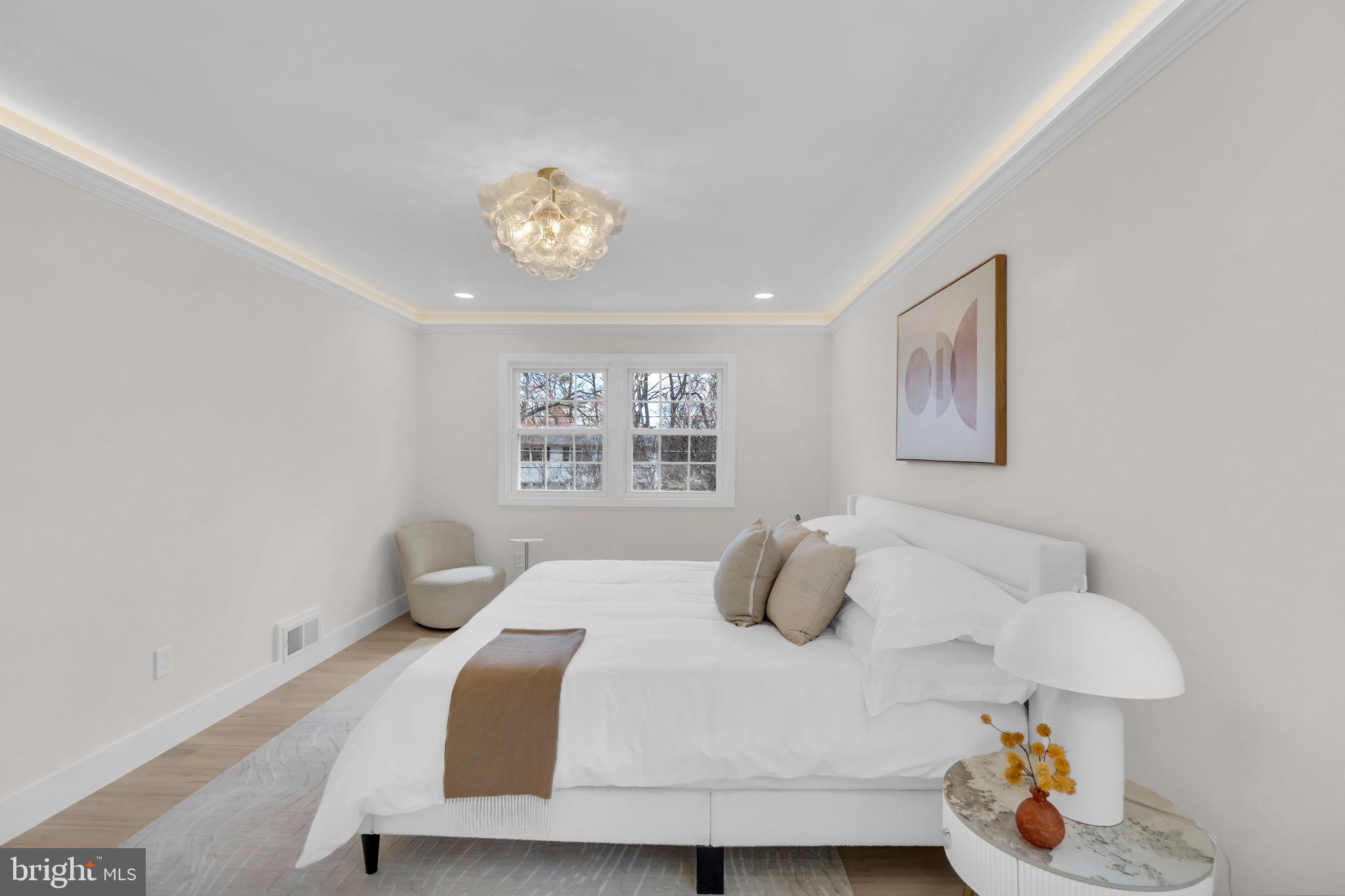 STONEWALL MANOR - Residential