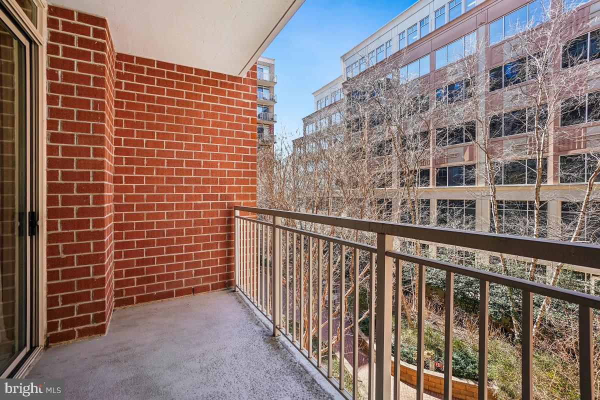 HAWTHORN - Residential