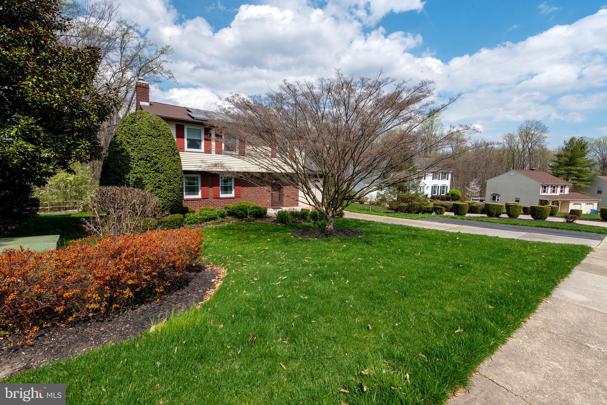 HARFORD WOODS - Residential