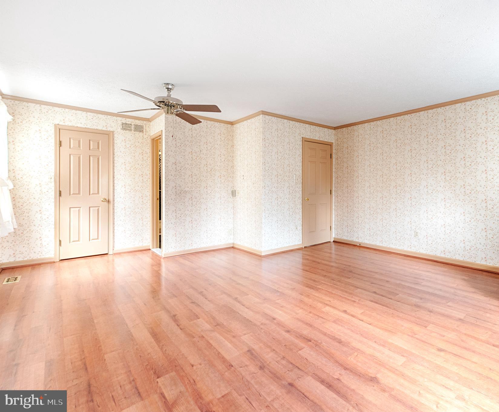 HARFORD WOODS - Residential