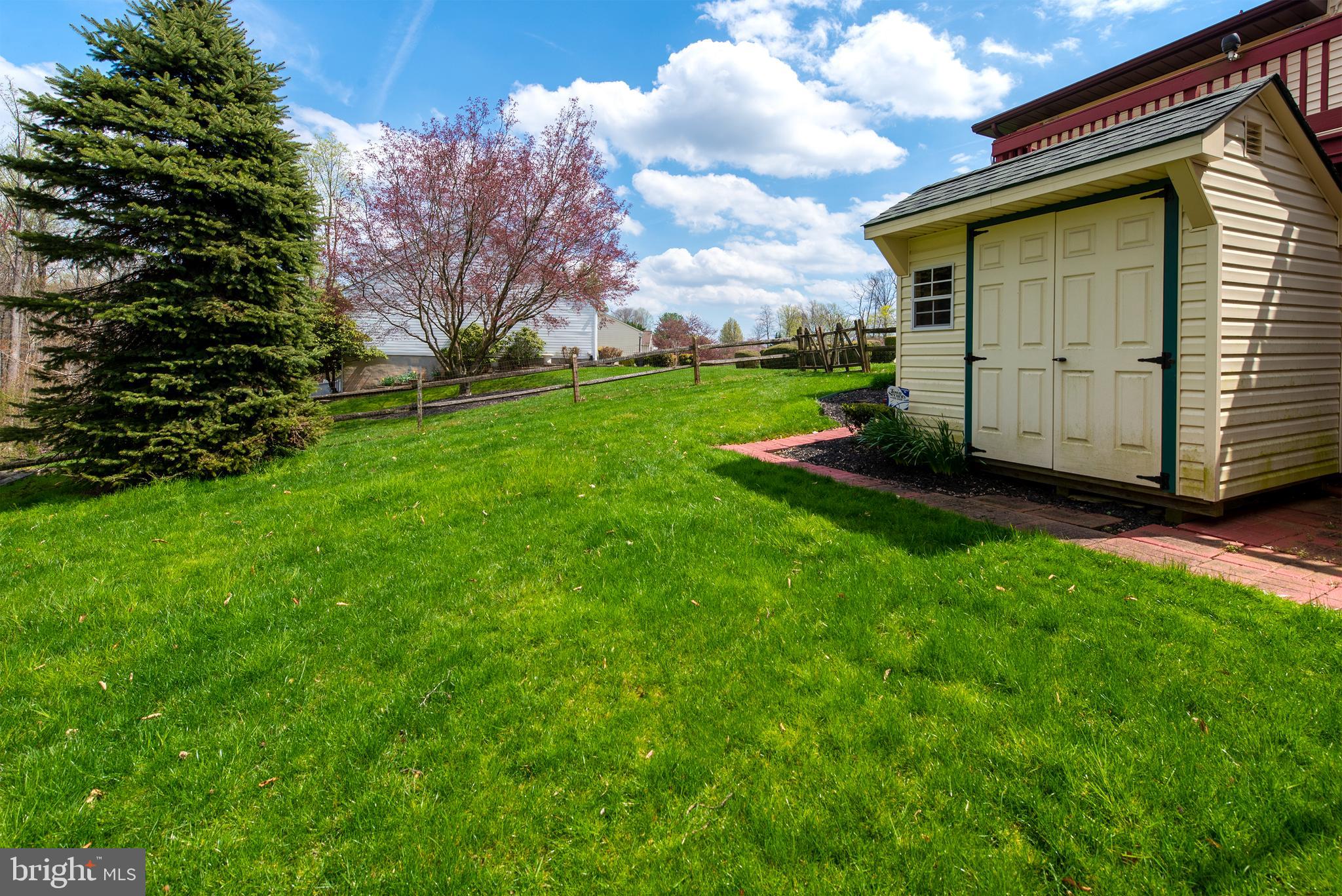 HARFORD WOODS - Residential