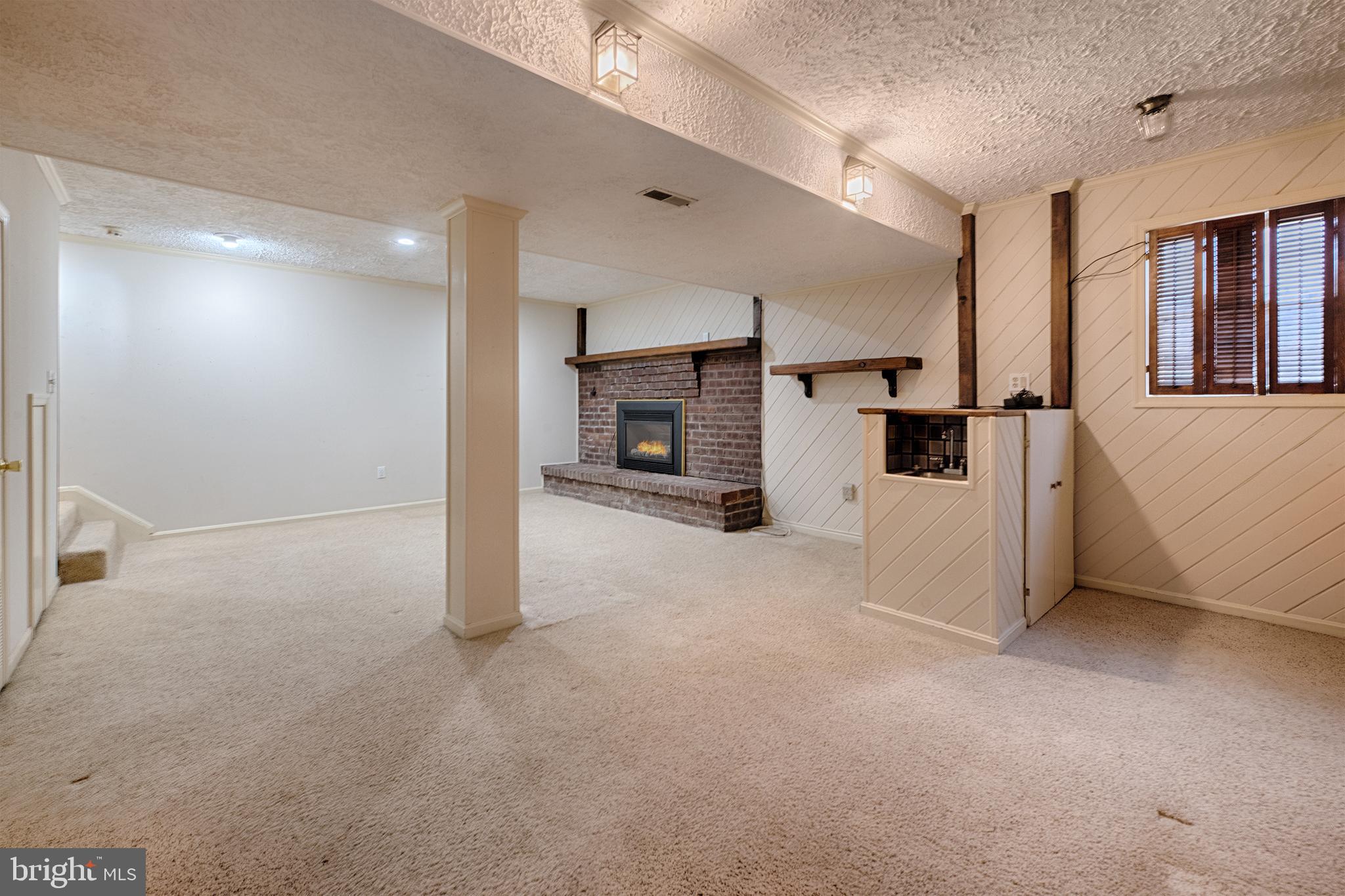 HARFORD WOODS - Residential