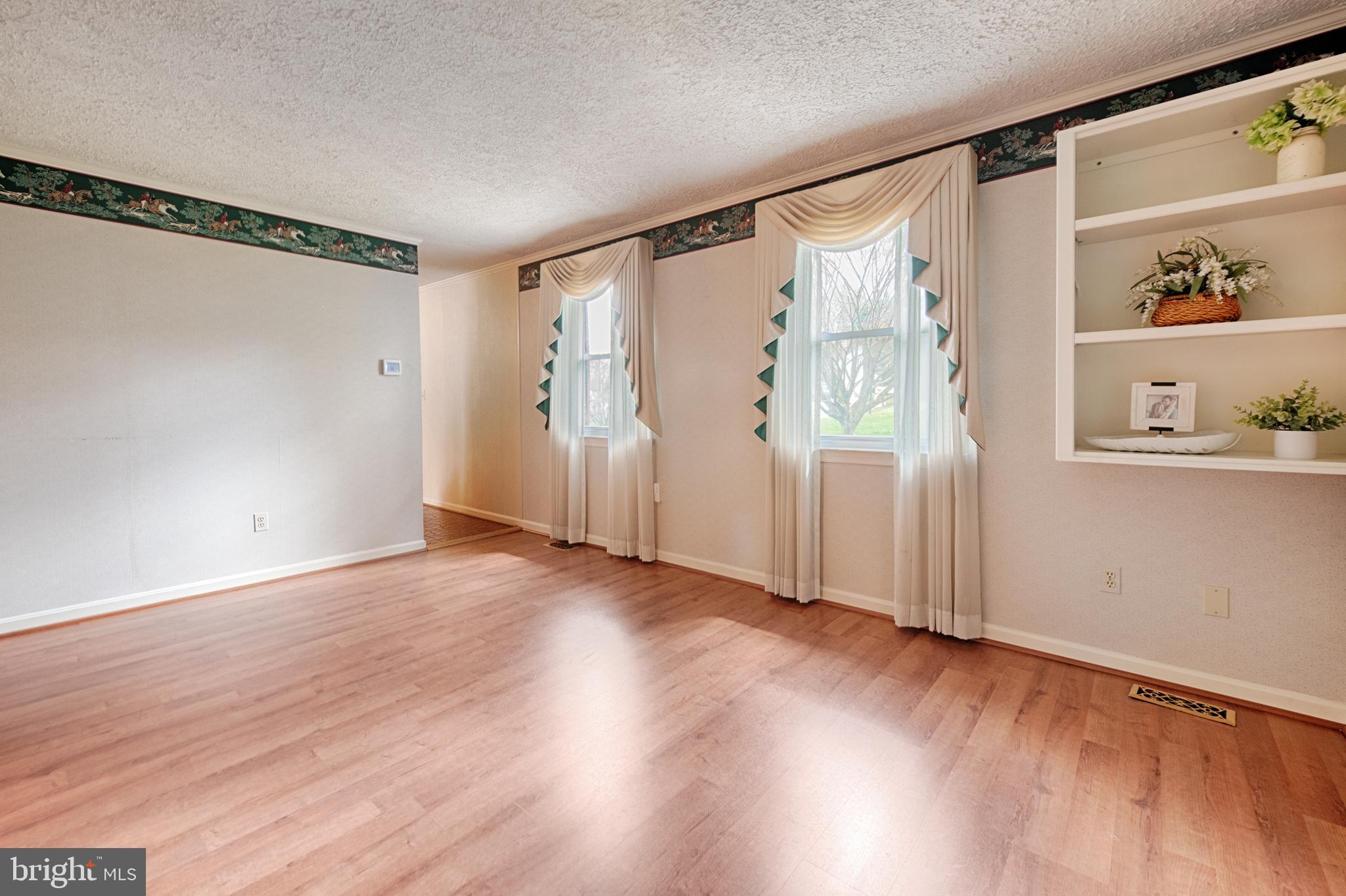 HARFORD WOODS - Residential