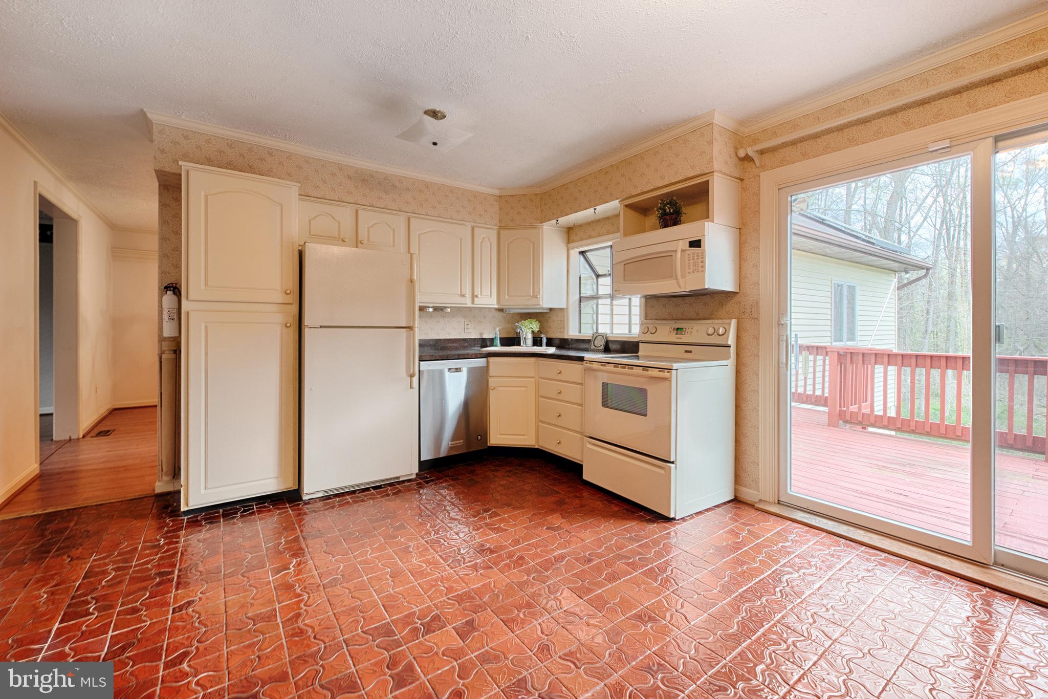 HARFORD WOODS - Residential