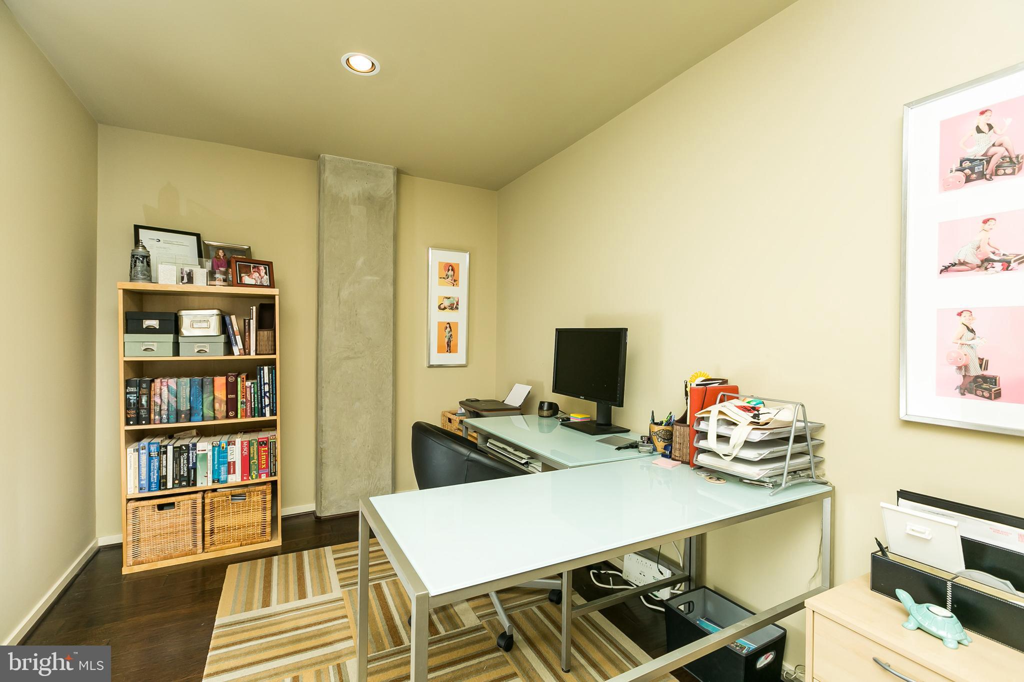 LOCUST POINT - Residential Lease