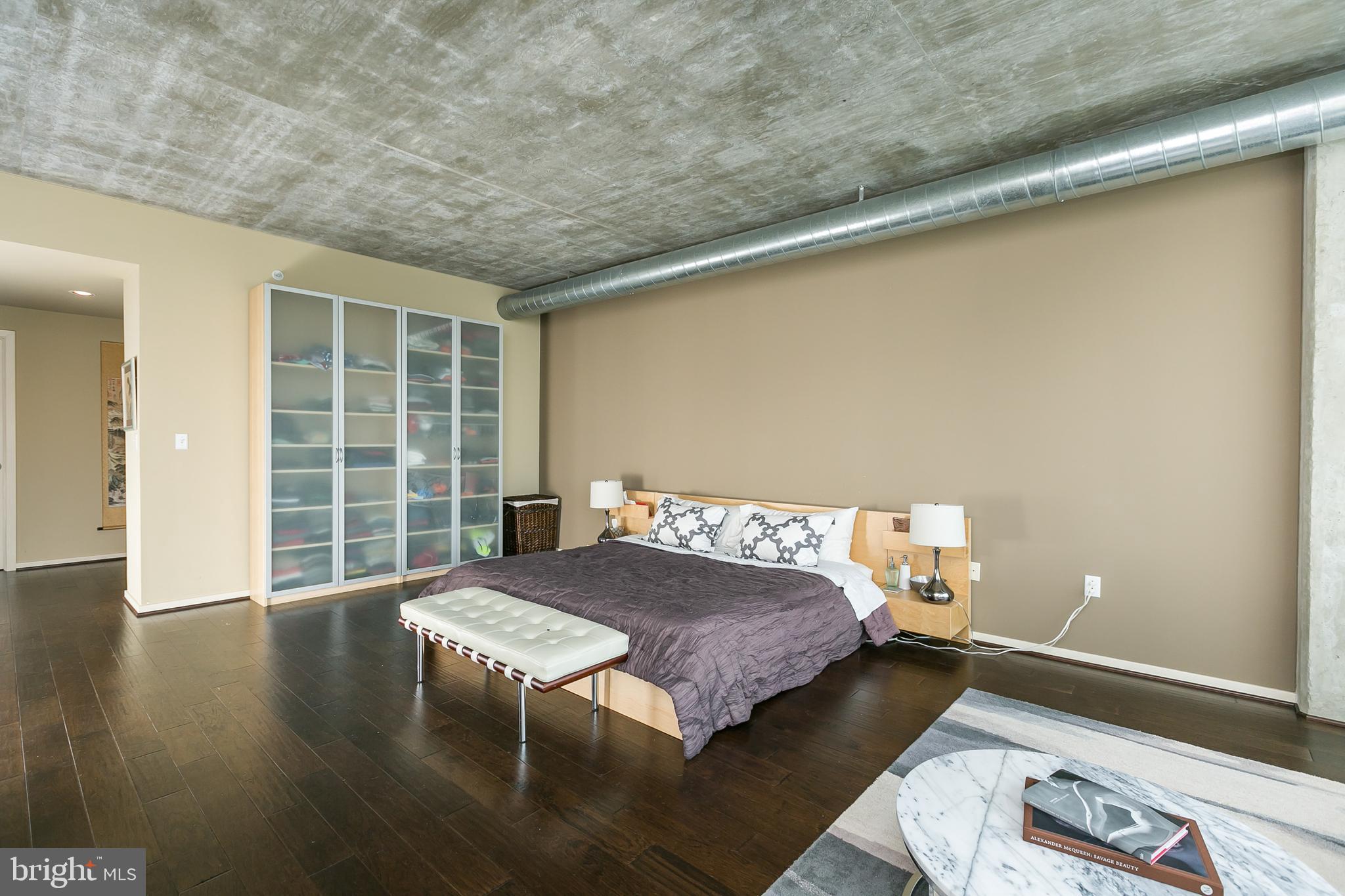 LOCUST POINT - Residential Lease