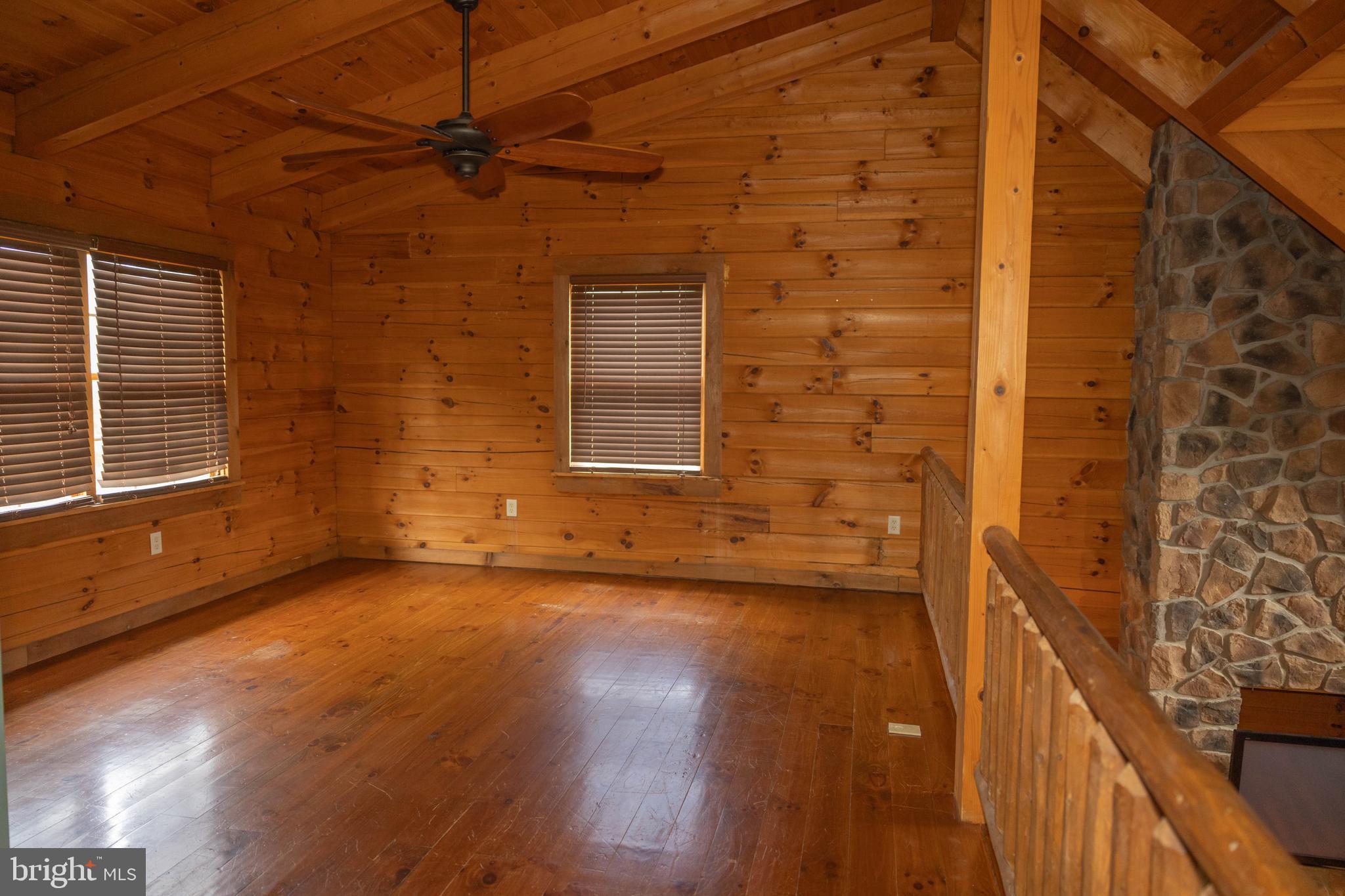 SHAWNEE LAND - Residential