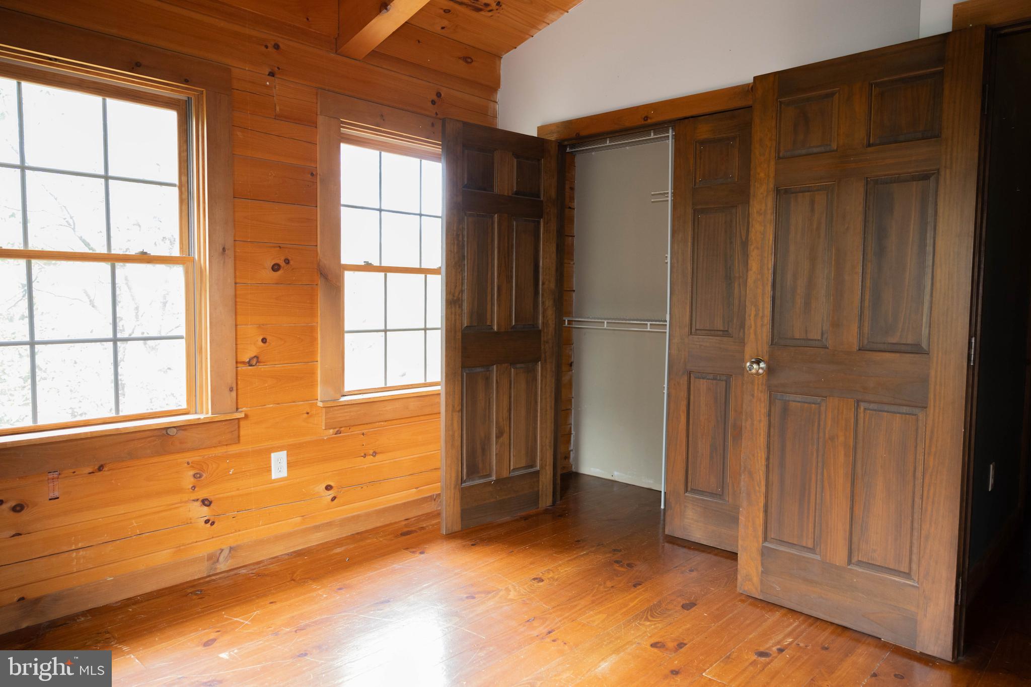 SHAWNEE LAND - Residential