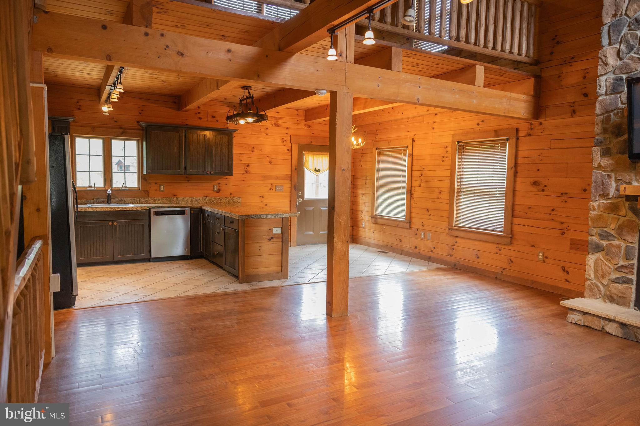 SHAWNEE LAND - Residential