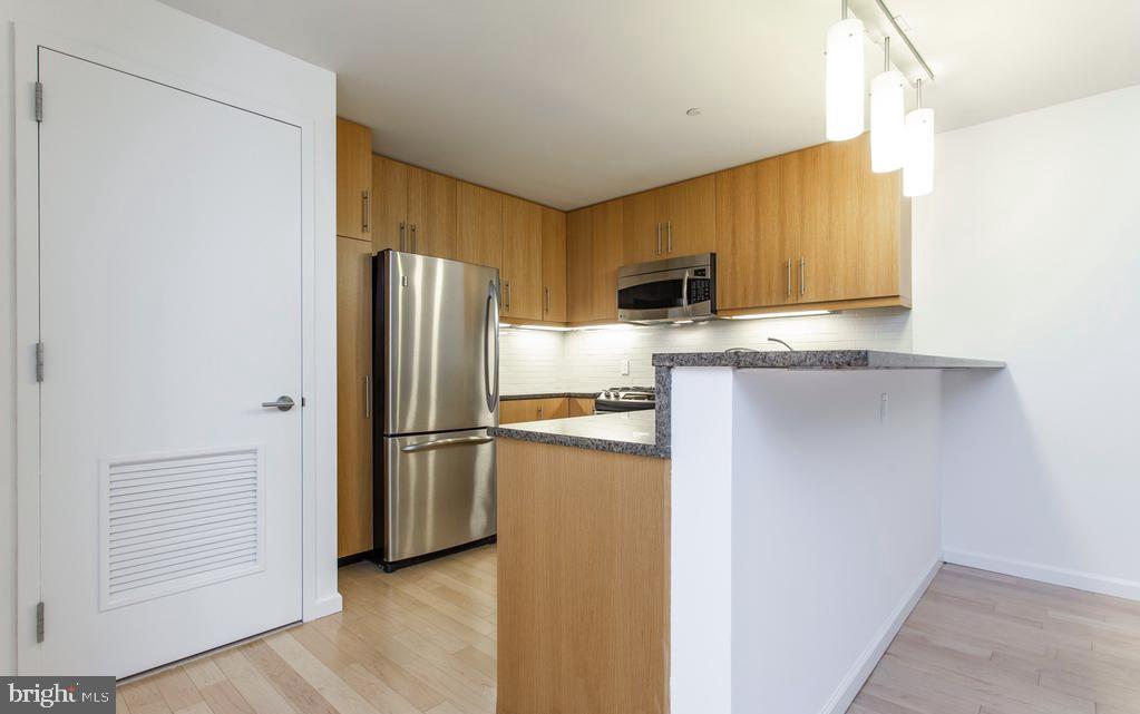 RITTENHOUSE SQUARE - Residential Lease