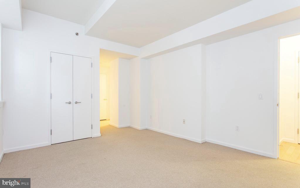 RITTENHOUSE SQUARE - Residential Lease