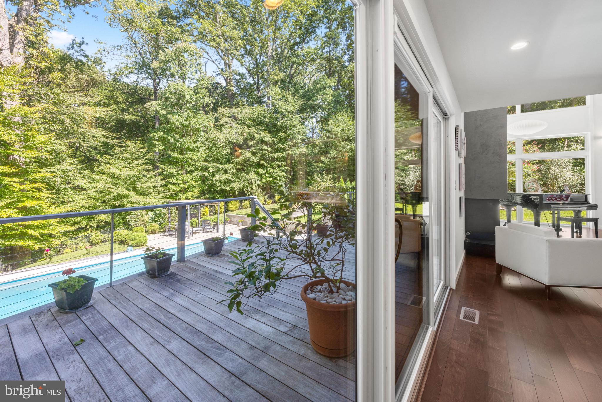 DOWNS ON THE SEVERN - Residential