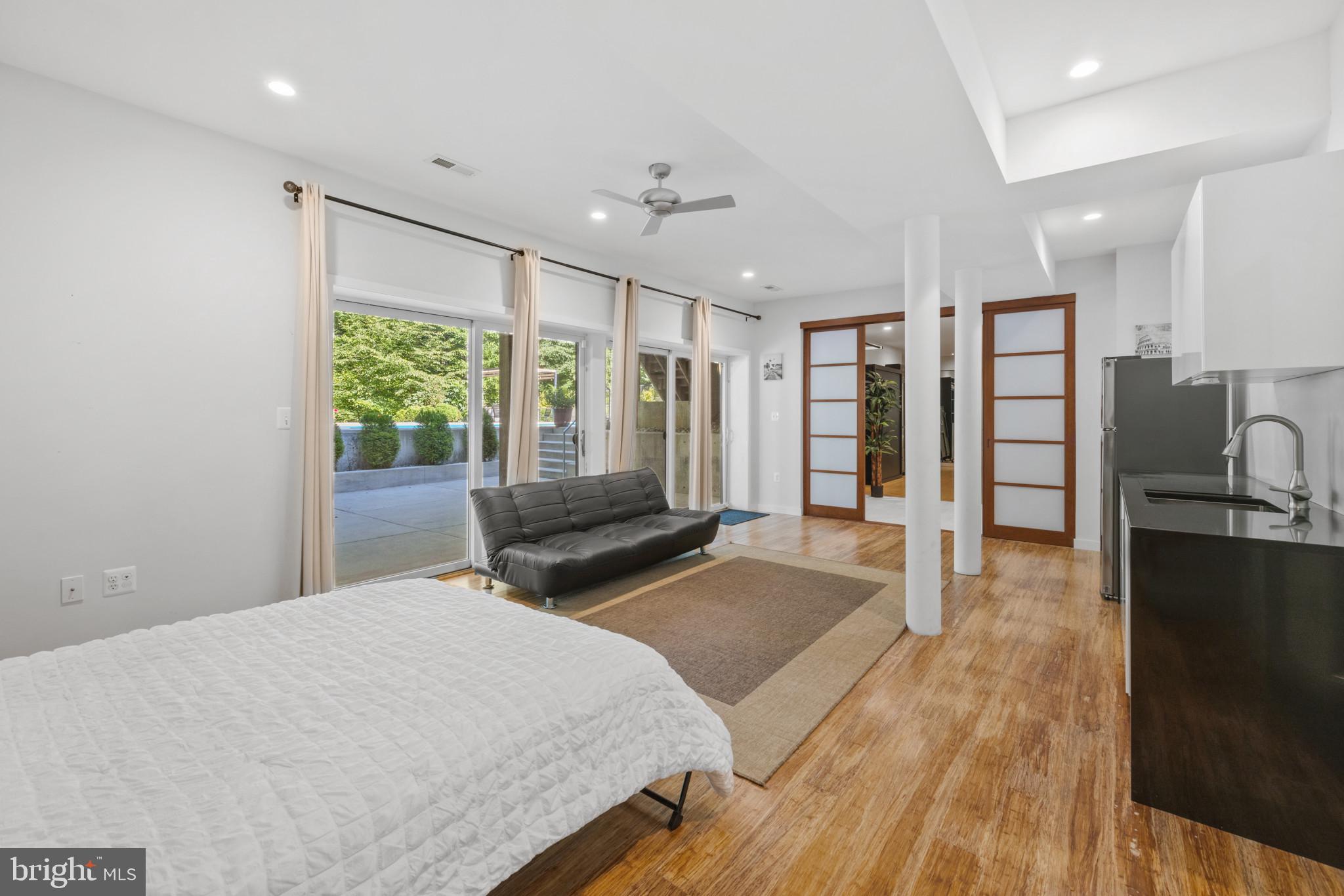 DOWNS ON THE SEVERN - Residential