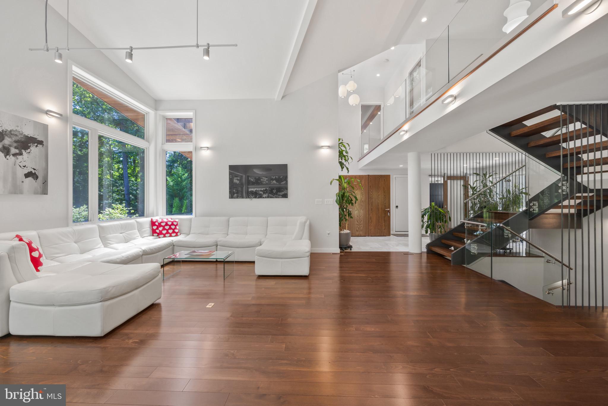 DOWNS ON THE SEVERN - Residential