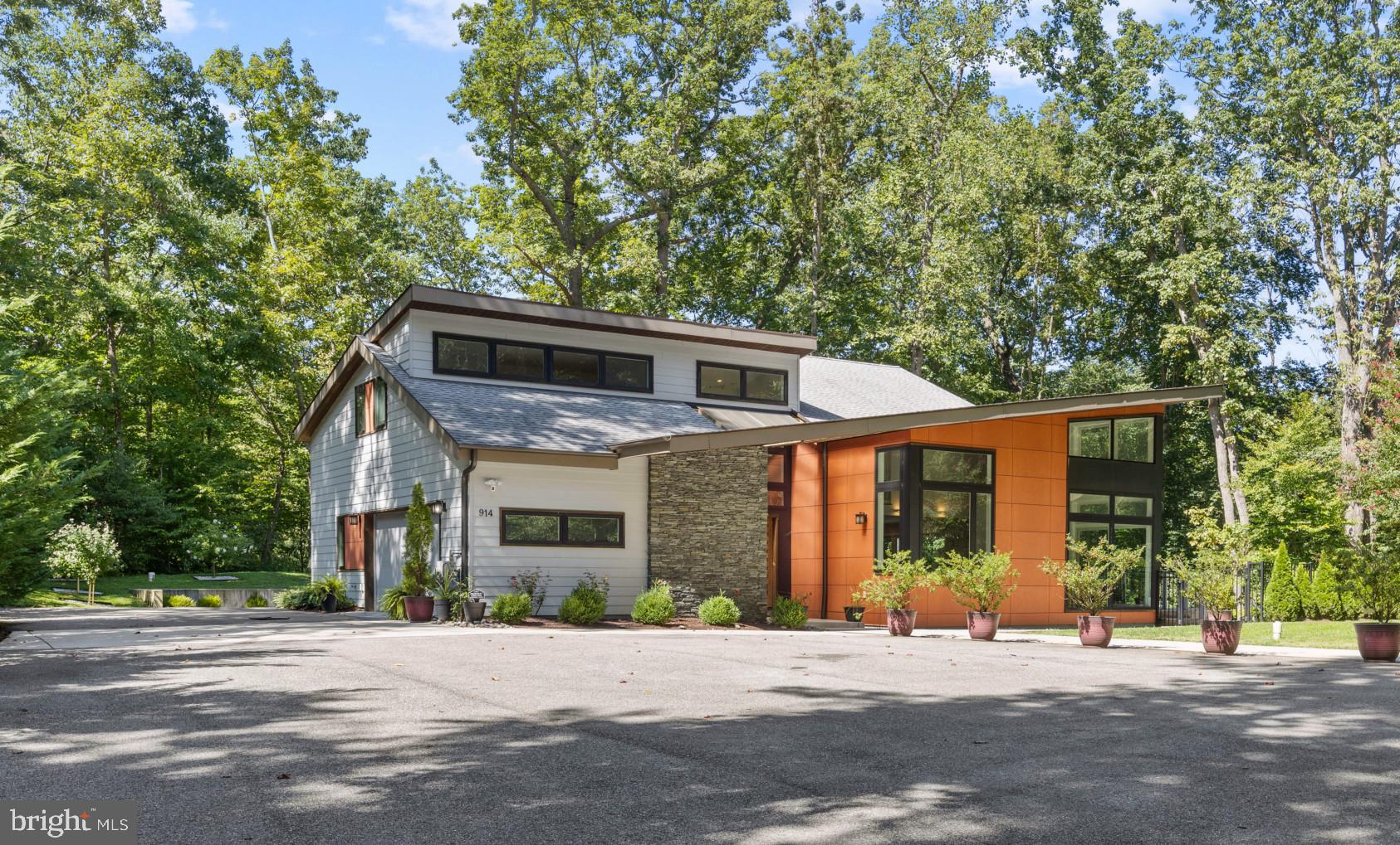 DOWNS ON THE SEVERN - Residential