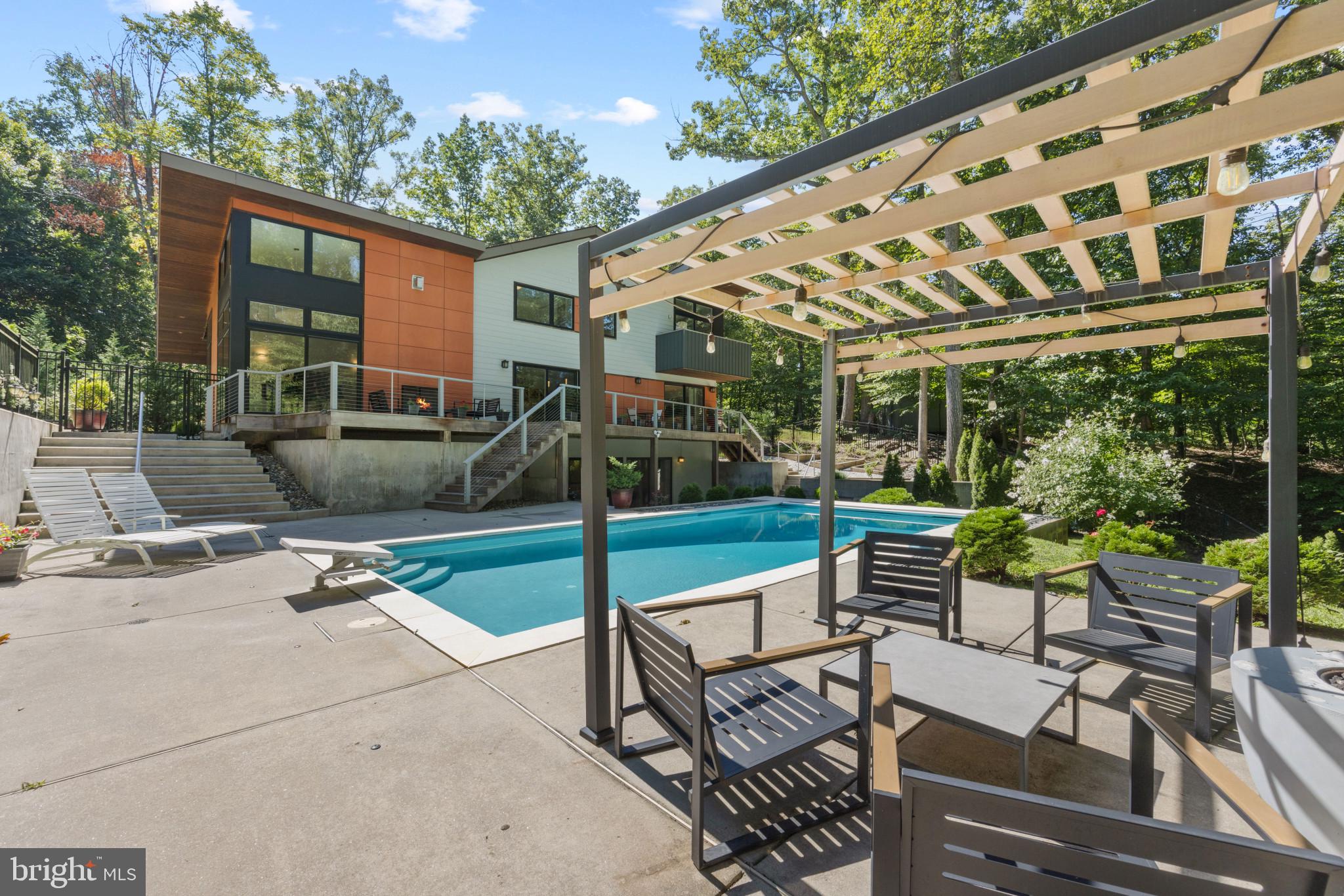 DOWNS ON THE SEVERN - Residential