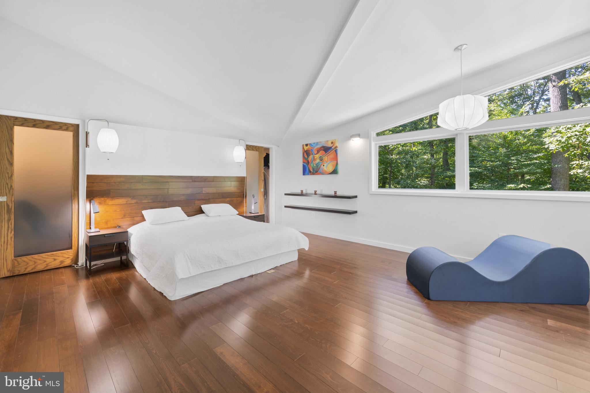 DOWNS ON THE SEVERN - Residential