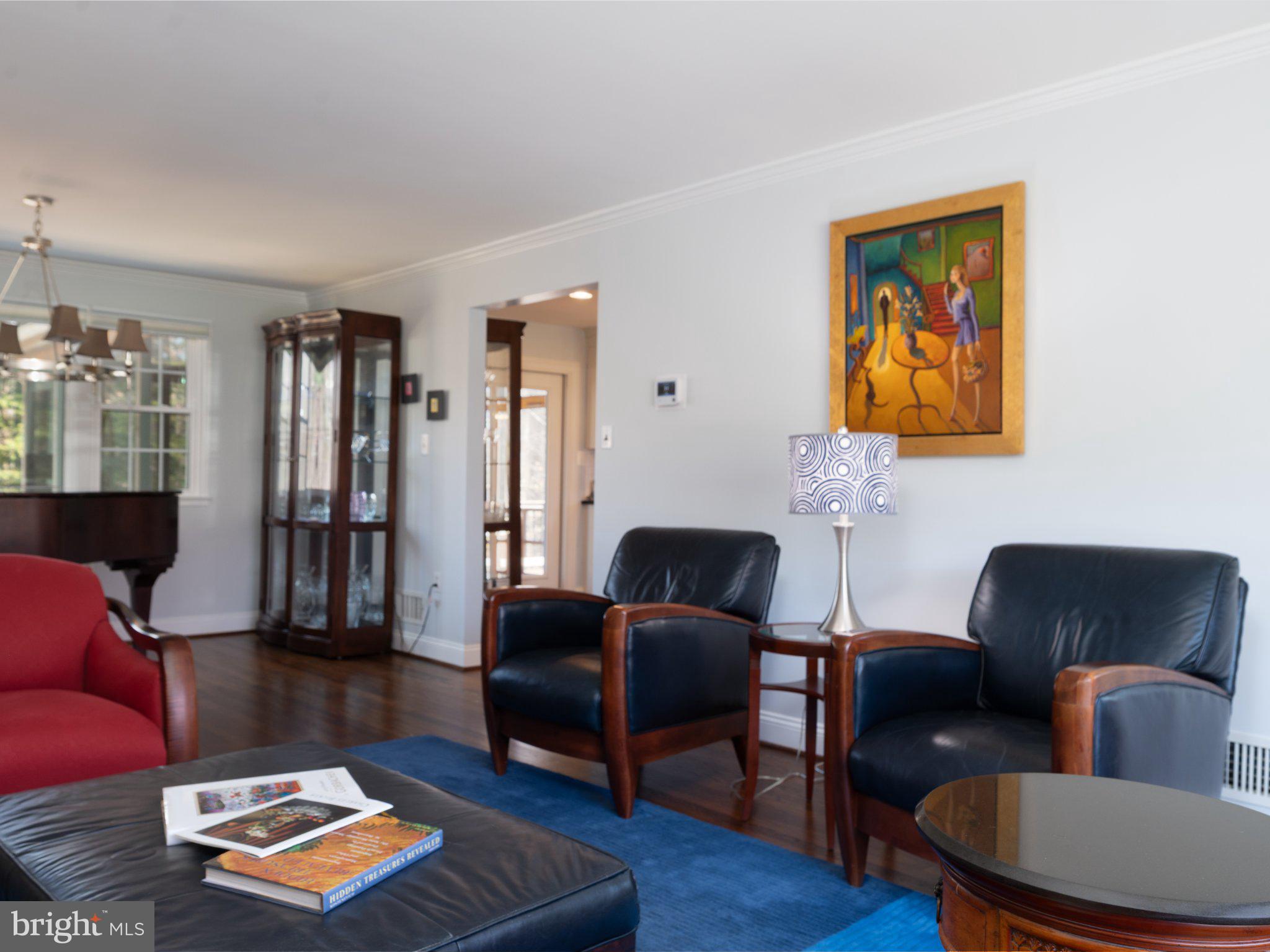 TALL OAKS - Residential