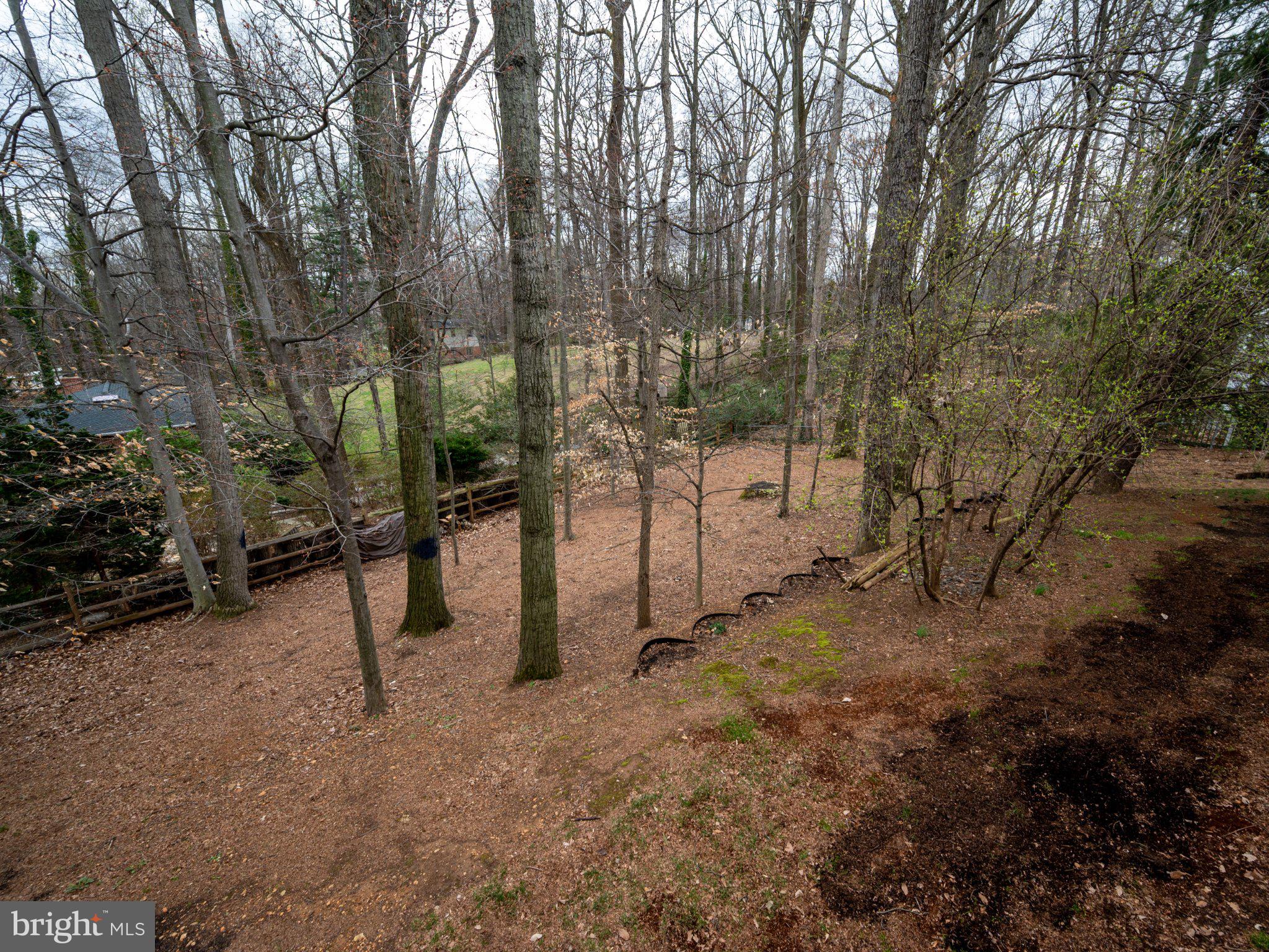 TALL OAKS - Residential