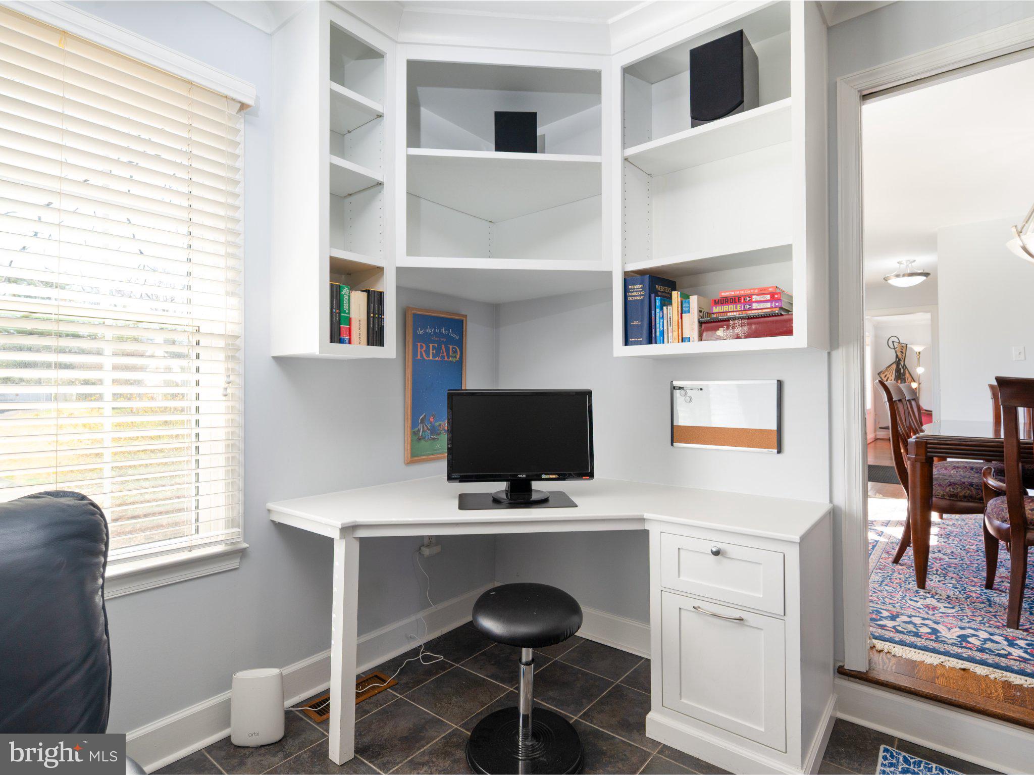 TALL OAKS - Residential