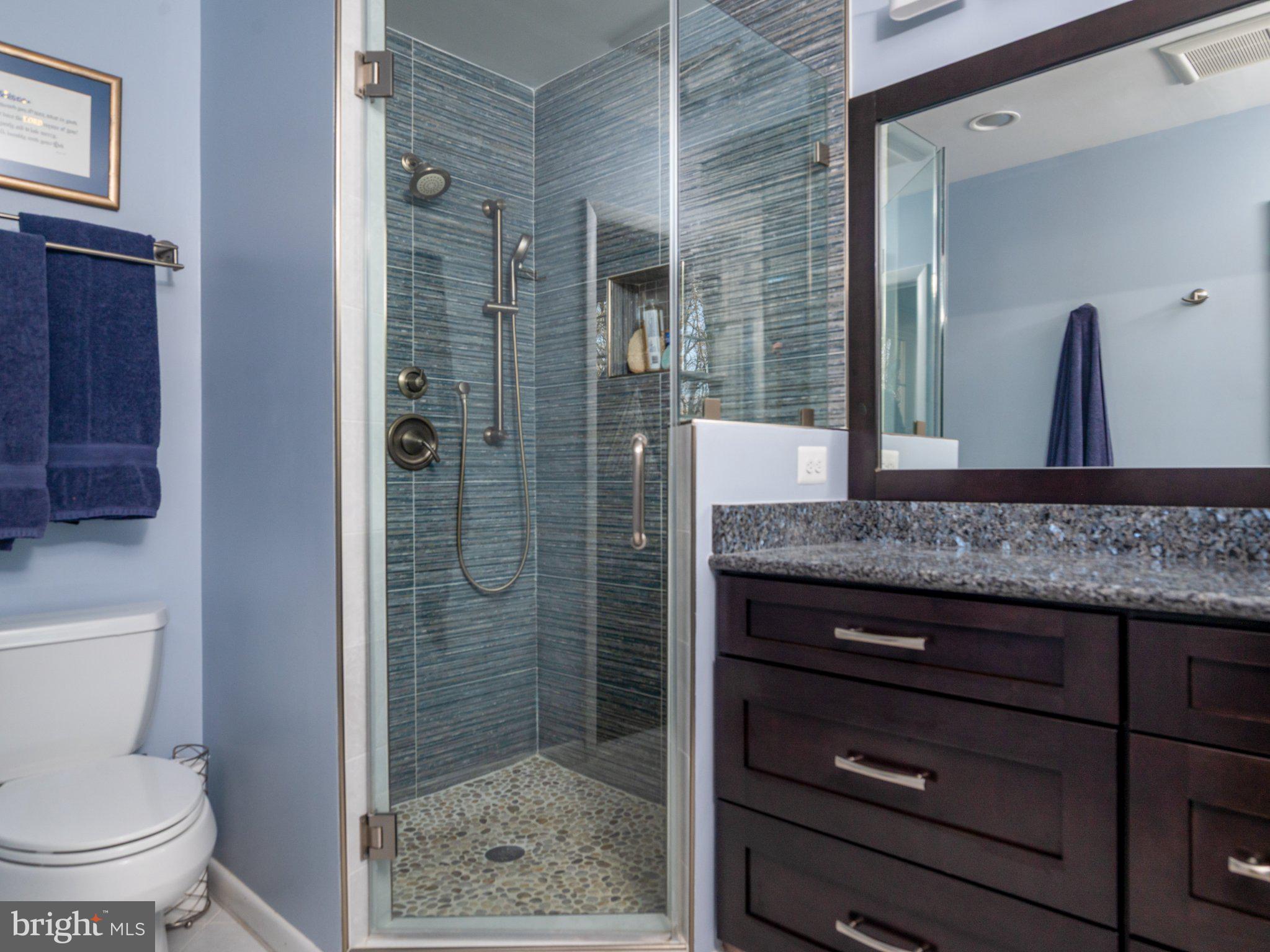 TALL OAKS - Residential