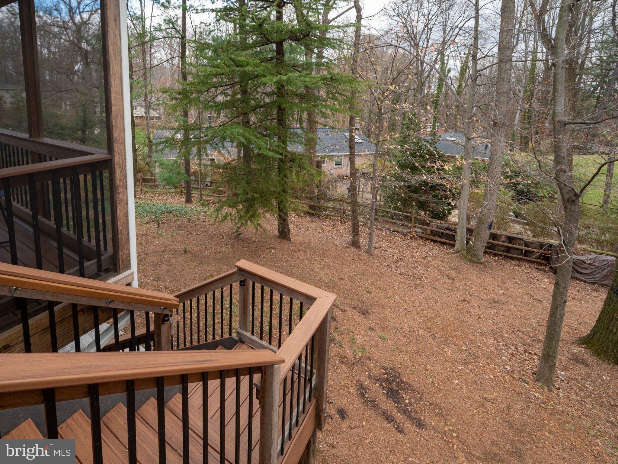 TALL OAKS - Residential