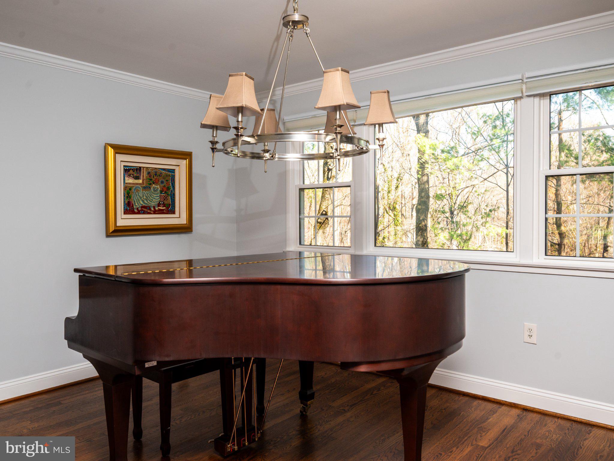 TALL OAKS - Residential