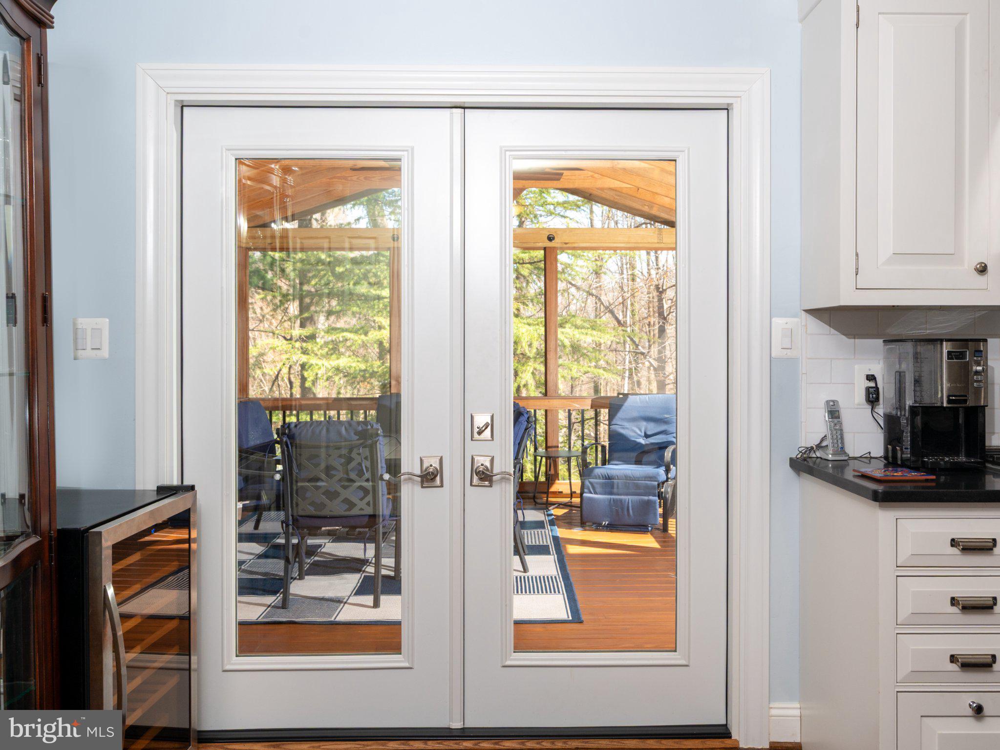 TALL OAKS - Residential