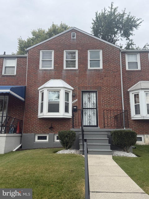 Townhouse For Sale - 8420 Loch Raven Boulevard<br/> BALTIMORE, MD 21286