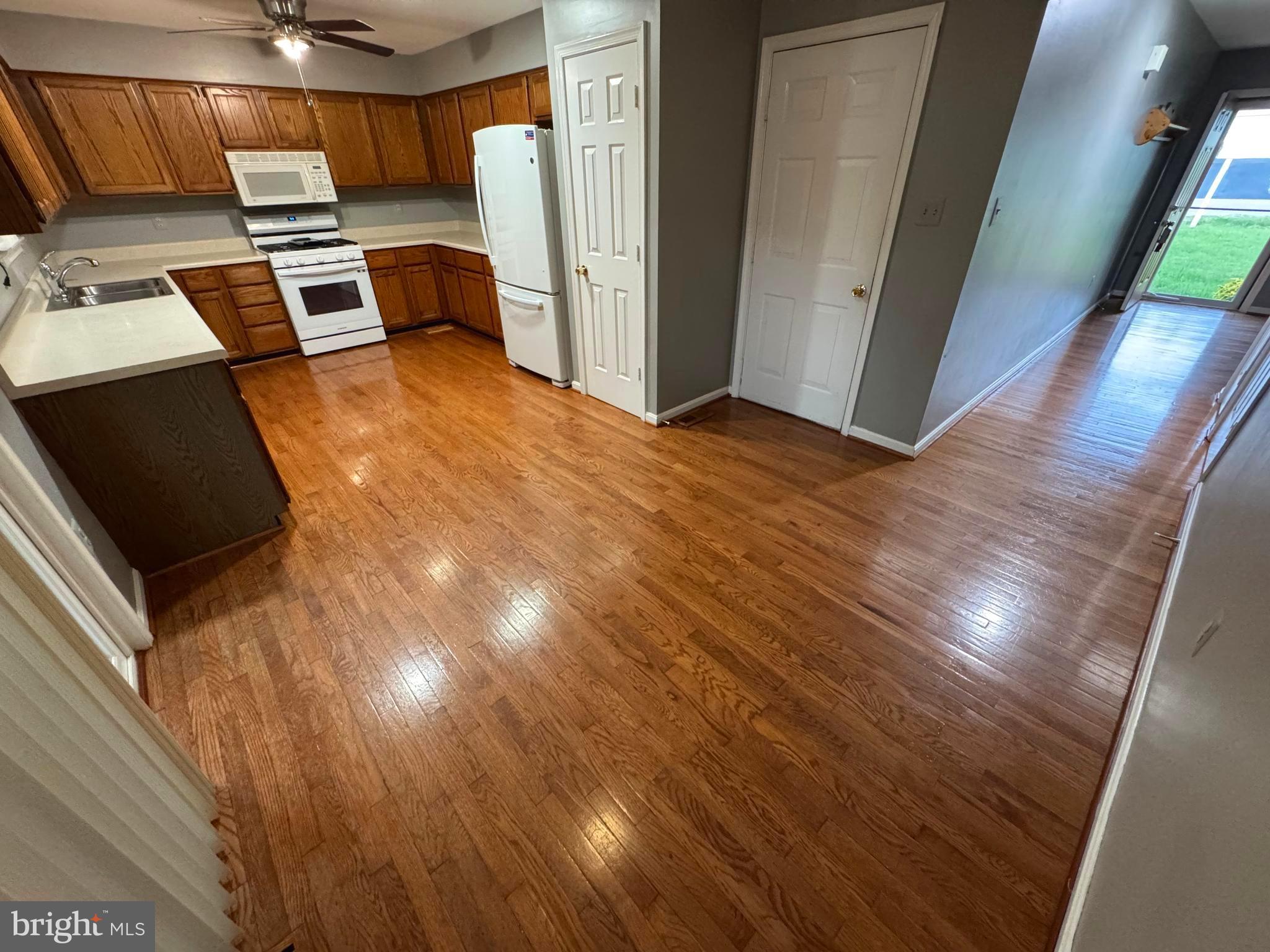 HARVESTDALE - Residential Lease