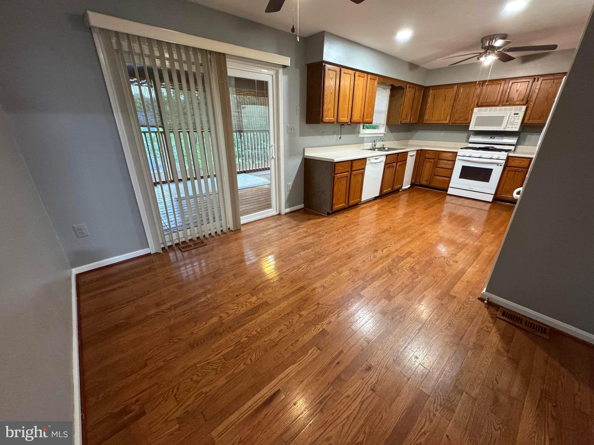 HARVESTDALE - Residential Lease