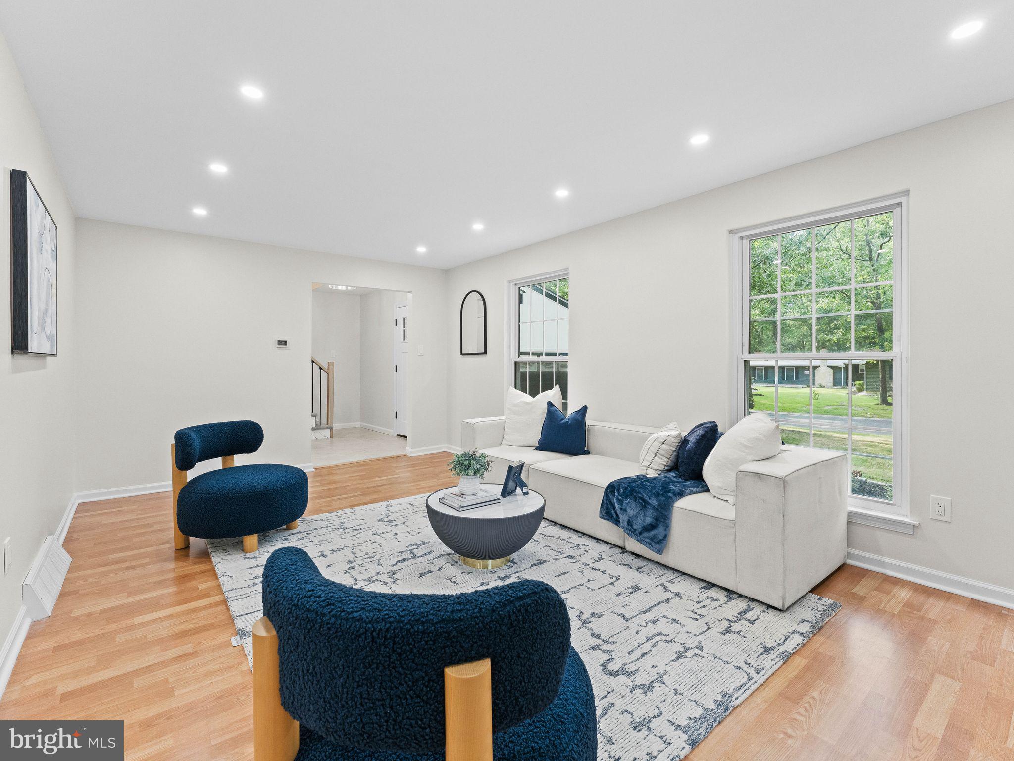 153 OAK PINES BOULEVARD