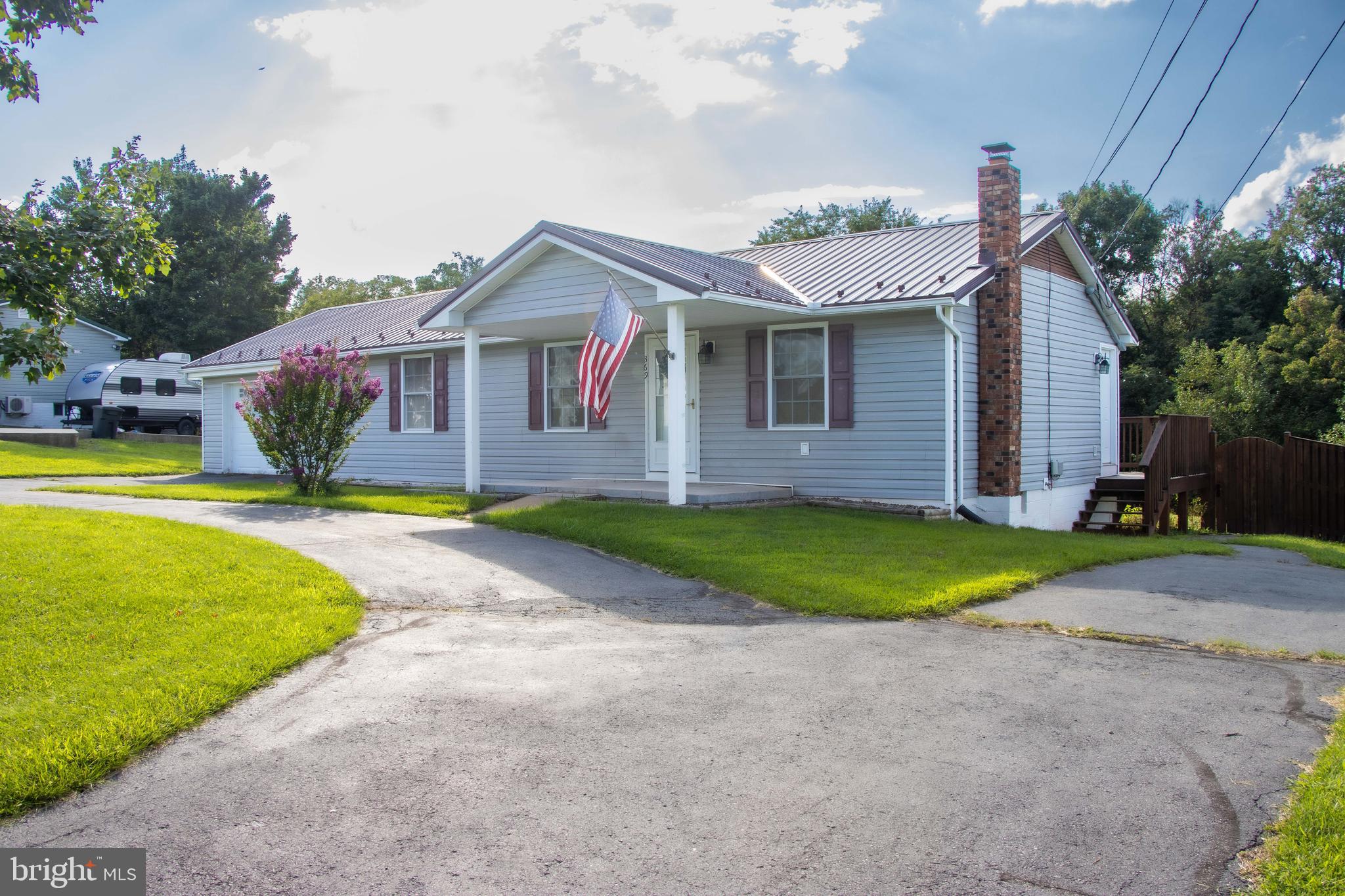 369 W RIDGE LOOP ROAD