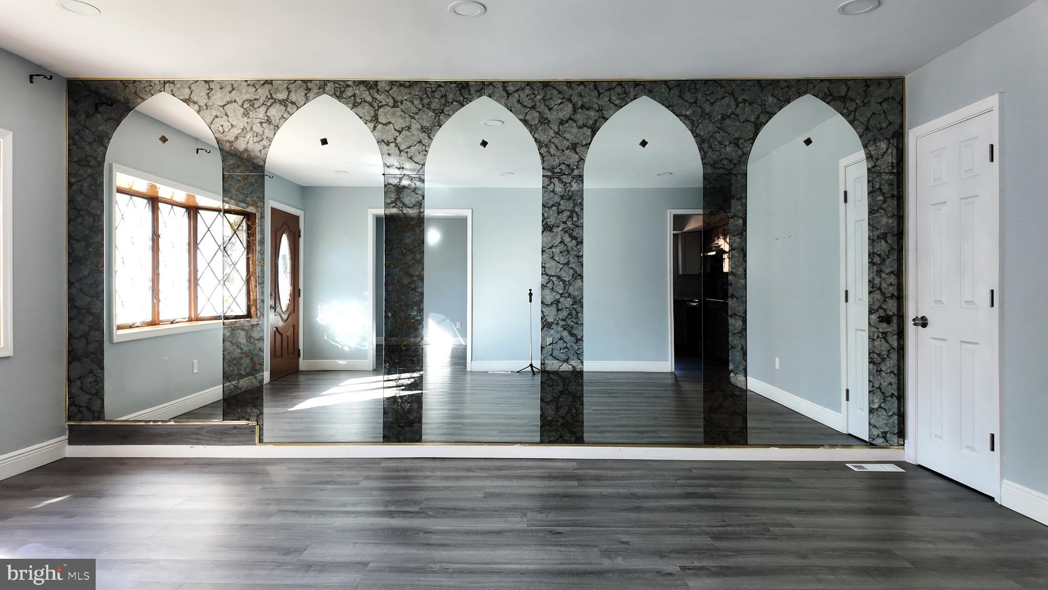 LINCONIA PARK - Residential