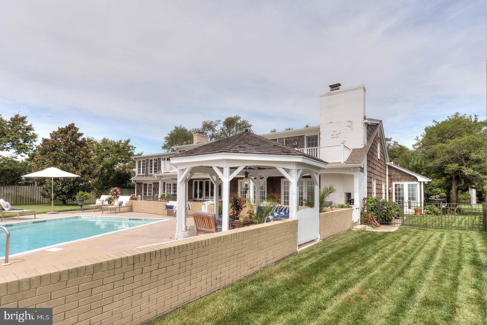 SEABREEZE DEV - Residential