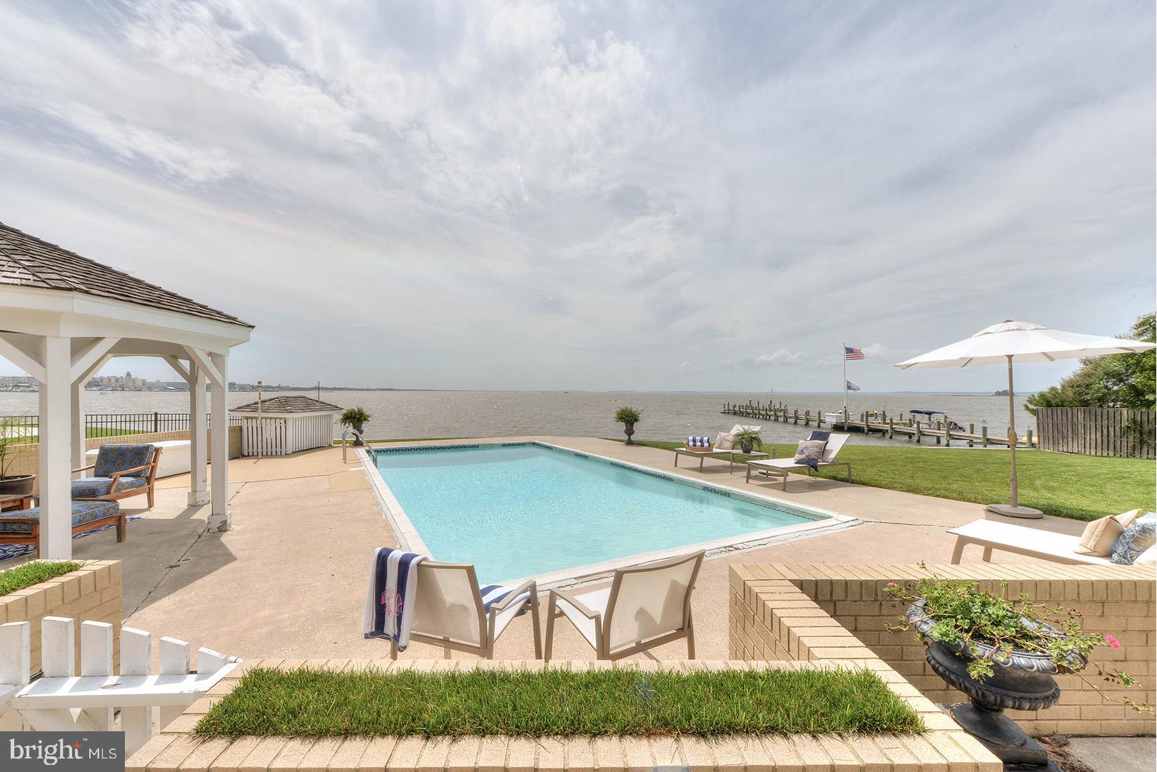 SEABREEZE DEV - Residential